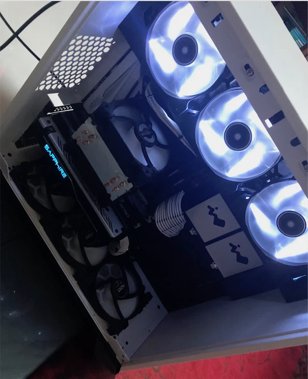 Custom Gaming PC  - Delivery by person - Image 4 of 4