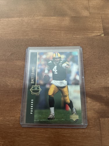 Brett Favre [Electric Gold] #250 1994 Upper Deck card