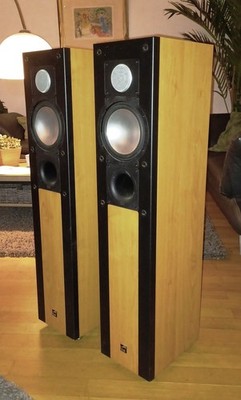 Lautsprecherboxen ELAC CL 102 Erle / Schwarz