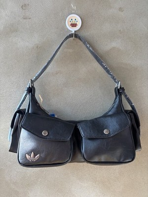 新品Adidasクラシック スポーツ ウィメンズ ショルダーバッグ KW4748 アディダス クラシック スポーツ ウィメンズ ショルダーバッグ