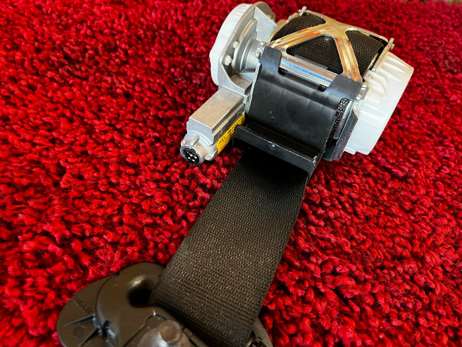 BMW F30 F34 F36 FRONT RIGHT PASSENGER SIDE SEAT BELT RETRACTOR BLACK OEM 42K eBay