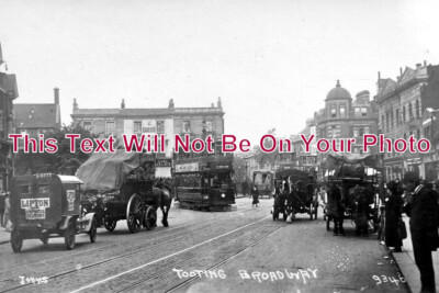 LO 3319 - Tooting Broadway, London
