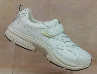 orthopedic walking sneakers