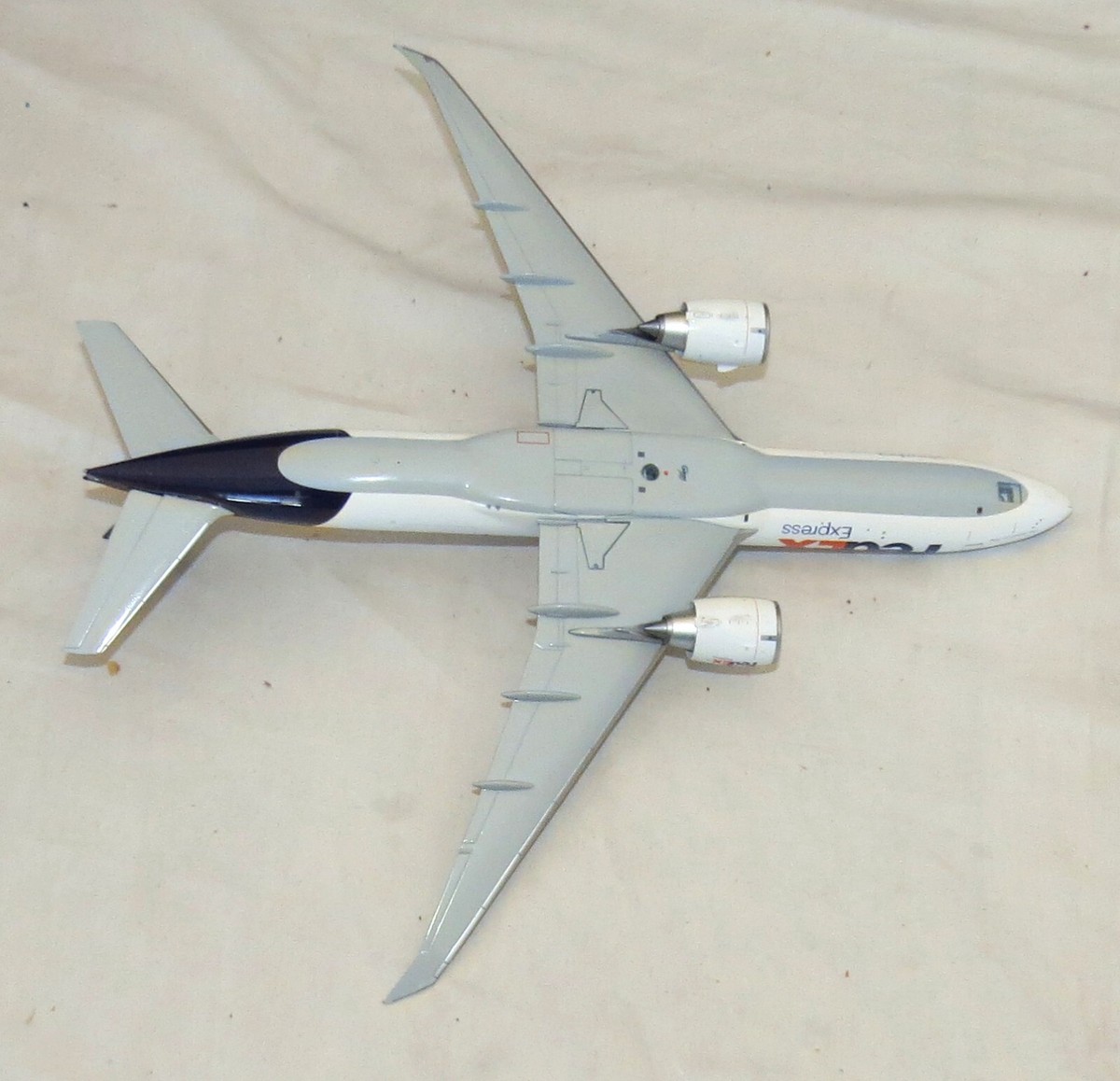 FedEx Express Boeing 777-200F N884FD Diecast 1/200 Model Gemini