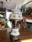 VTG Quoizel Lamp Hurricane 1973 Abigail Adams Collection Brown/Blue Floral 20”