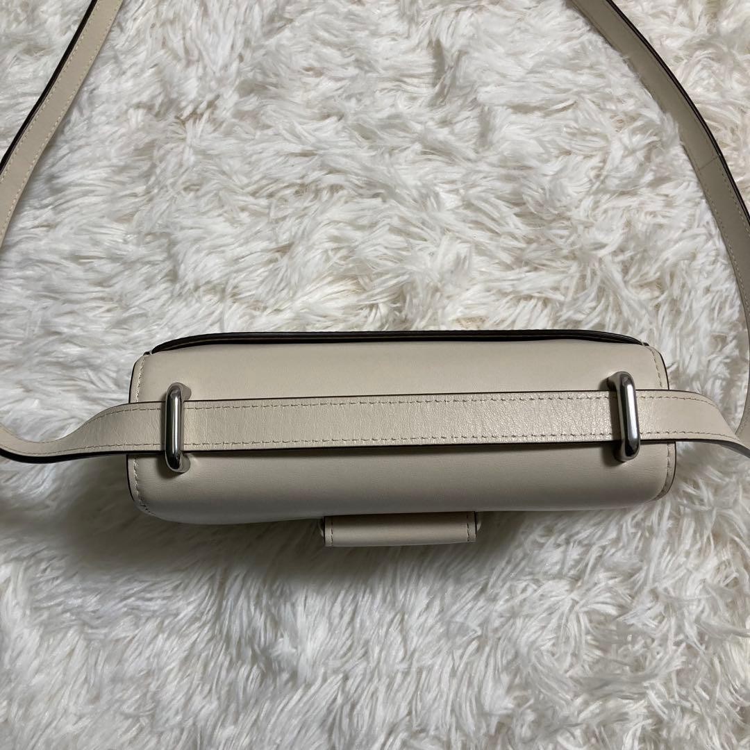 Extremely beautiful condition current Coach shoul… - image 9