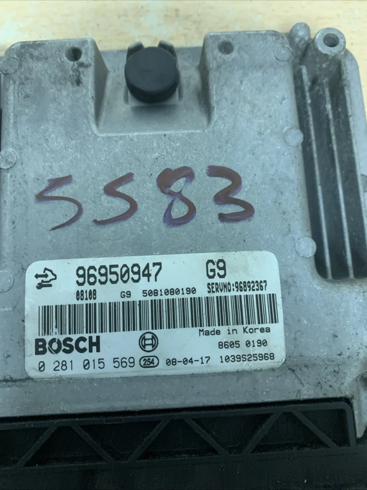 Opel Antara engine control unit ECU 96950947 0281015569 - Image 2 of 4