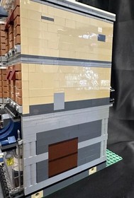 LEGO Assembly Square 10255 Preowned Disassembled Read Description