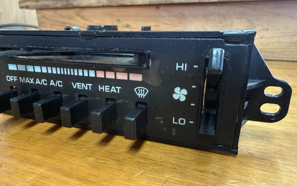 82-93 Dodge Ram D150 D250 D350 Ramcharger Climate Temperature Control W/ AC OEM - Изображение 4 из 4