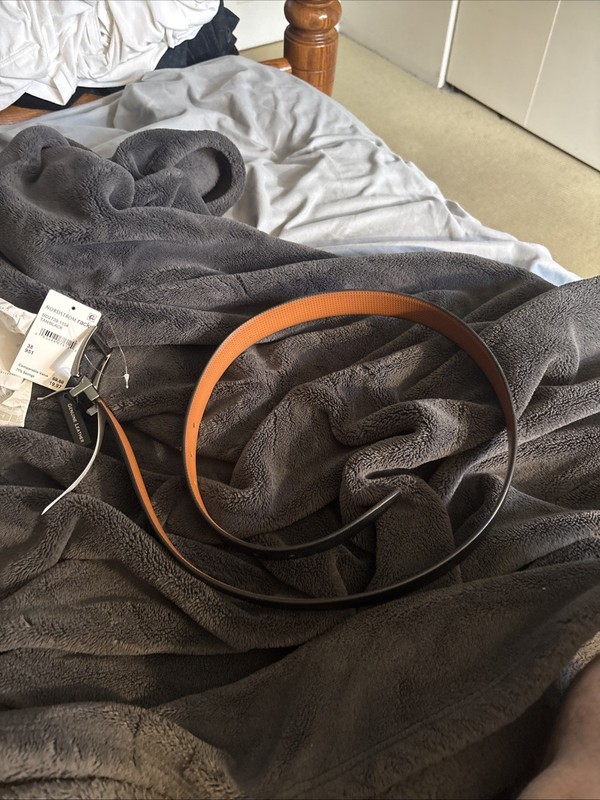 MENS GENUINE LEATHER BELT $70 Retail  Ship Fast 