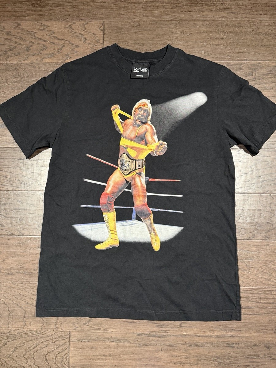 Hulk Hogan Graphic Wrestling T-Shirt, Size M , Hulkamania, WWE View 4