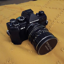 OM SYSTEM OM-5 Mirrorless Camera Black 20MP 3in Screen Viewfinder USB