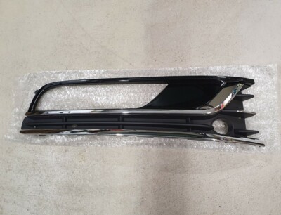 Gitter Vorne für VW Passat 2010-2014 Loch für PDC Schwarz chrom original Bilder