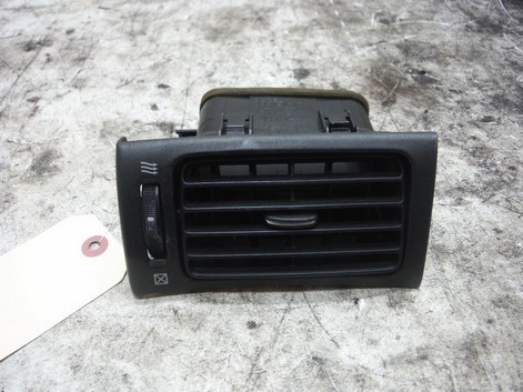 2002 LEXUS ES300 A/T DRIVER LEFT DASH VENT OEM 2003 - Picture 1 of 8