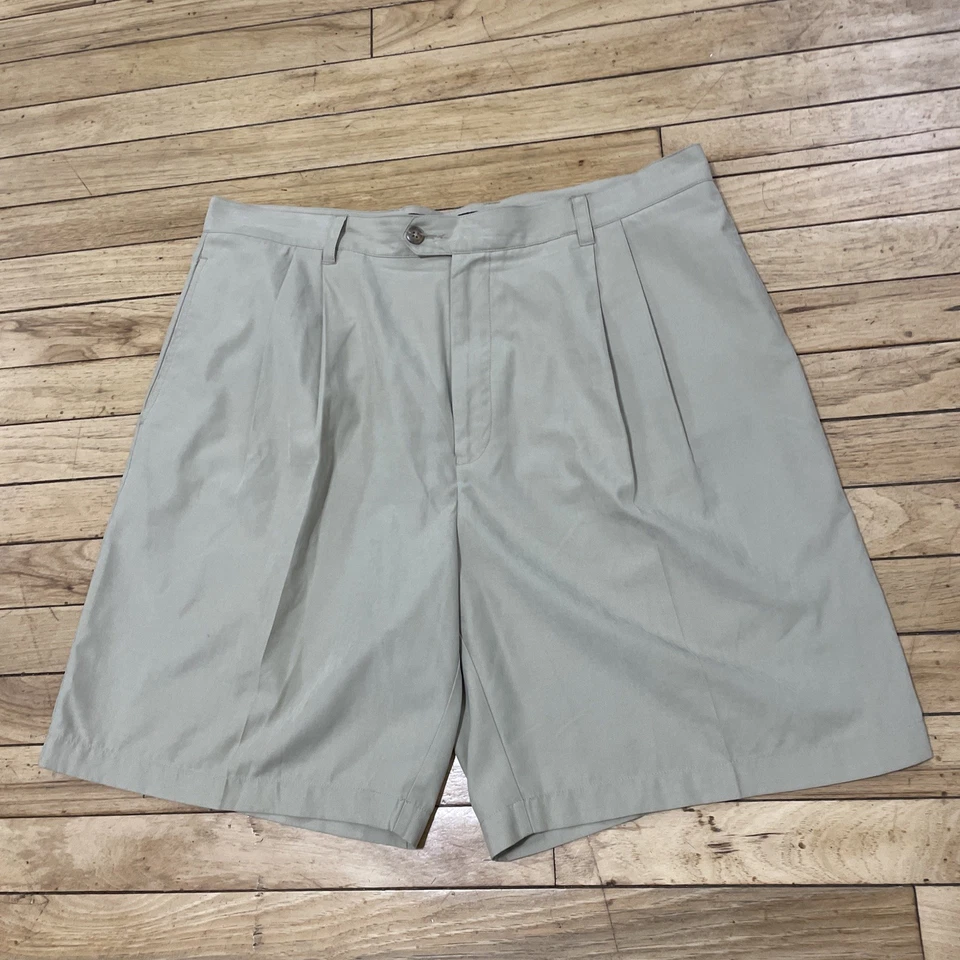 Shorts plissado de microfibra Brandini Le Collezioni masculino 36 creme tênis golfe leve - Imagem 3 de 4