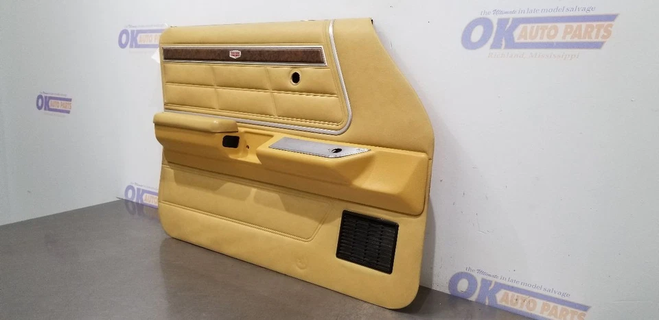 76 MERCURY MARQUIS SEDAN INTERIOR DOOR TRIM PANEL FRONT LEFT DRIVER YELLOW Foto 4 de 4