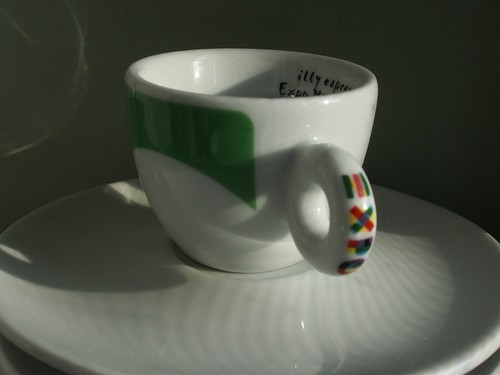 Illy Espresso Cups with Saucers Set of Three - Picture 2 of 10