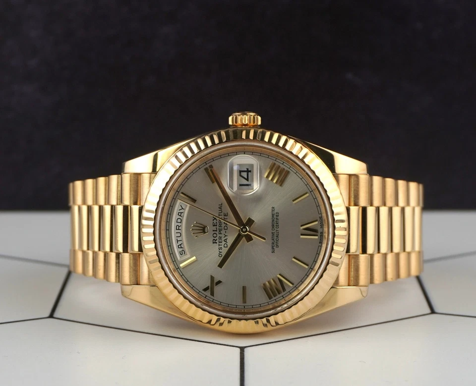 Reloj Rolex 41 mm President Day-Date II 18K oro rosa diamante para hombre 218235 Foto 2 de 4
