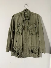 VTG 60s Vietnam Era Jungle Jacket Shirt Slant Pocket RipStop OG 107 Small Long