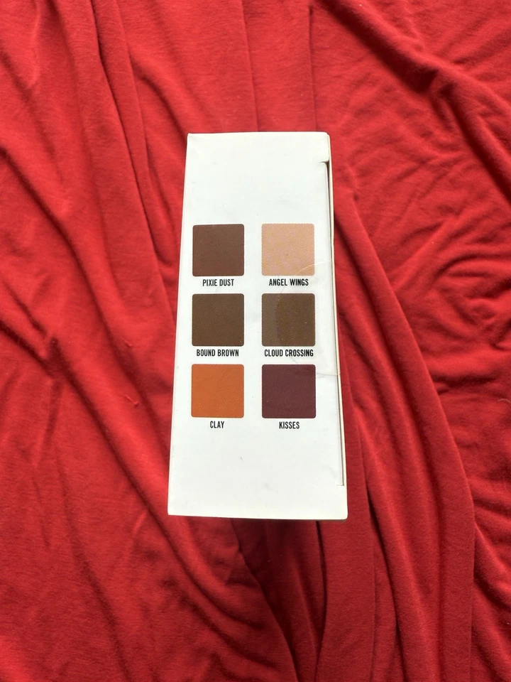 Moschino X Sephora Shopping Bag Eyeshadow Palette Limited Edition 2017 NIB - Image 2 of 3