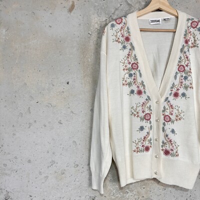Vintage 90s suburbans cream embroidered floral grandma core knit