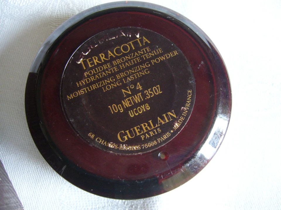 Guerlain Terracotta 04 Natural Bronzing Powder - 10g - Bild 4 von 4