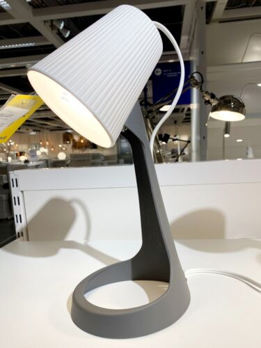 Lampe de travail de table Ikea SVALLET, gris foncé/blanc - NEUVE - Photo 1 sur 5
