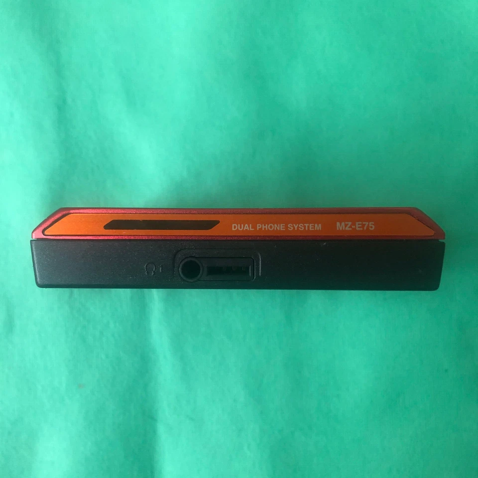 Reproductor Sony Walkman MD ROJO Modelo MZ-E75 sin Batería Foto 3 de 4