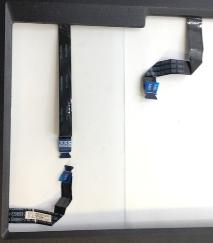 Repostal de mano original Lenovo ThinkPad P71 TouchPad FPR 01HY727 - Imagen 2 de 9