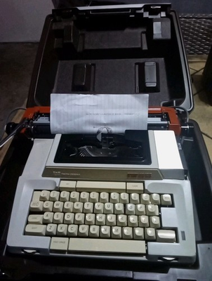 #ad Vtg Smith Corona Coronamatic 1200 Electric Typewriter Gray Orange In Case READ $22.12