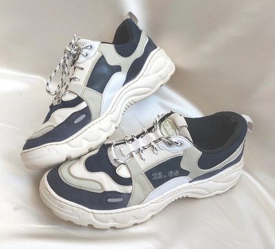 (28 cm) 23.65 V2 Sneakers Multi Color (BTS Jungkook's pick) Size EU43, UK9, US10
