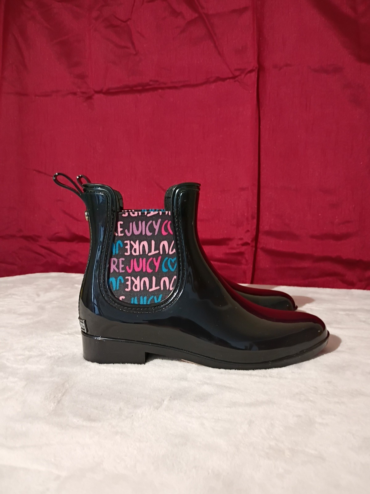 Juicy Couture Romance Graffiti rain Boots sz 7 new
