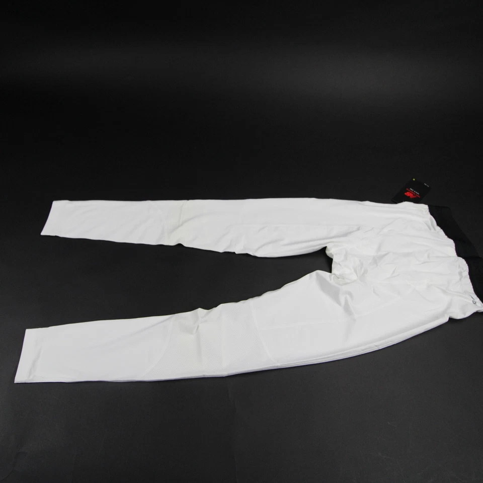 Pantalones de compresión New Balance para hombre blancos usados Foto 3 de 4