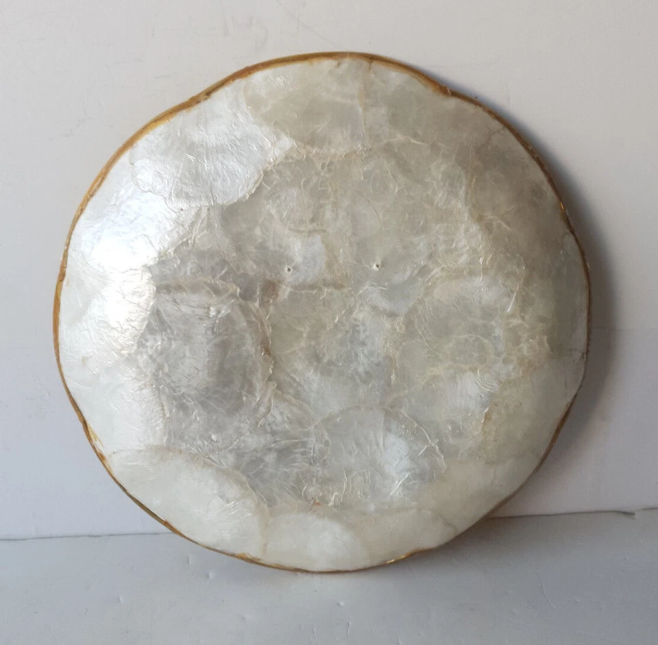 Petite assiette vintage en nacre - Photo 2/2