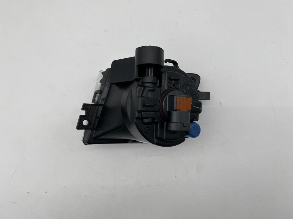 *NUEVO* BMW 760i 750li 740li 2009-2015 pasajero luz antiniebla derecha OEM 63 17 7 182 196 Foto 4 de 4