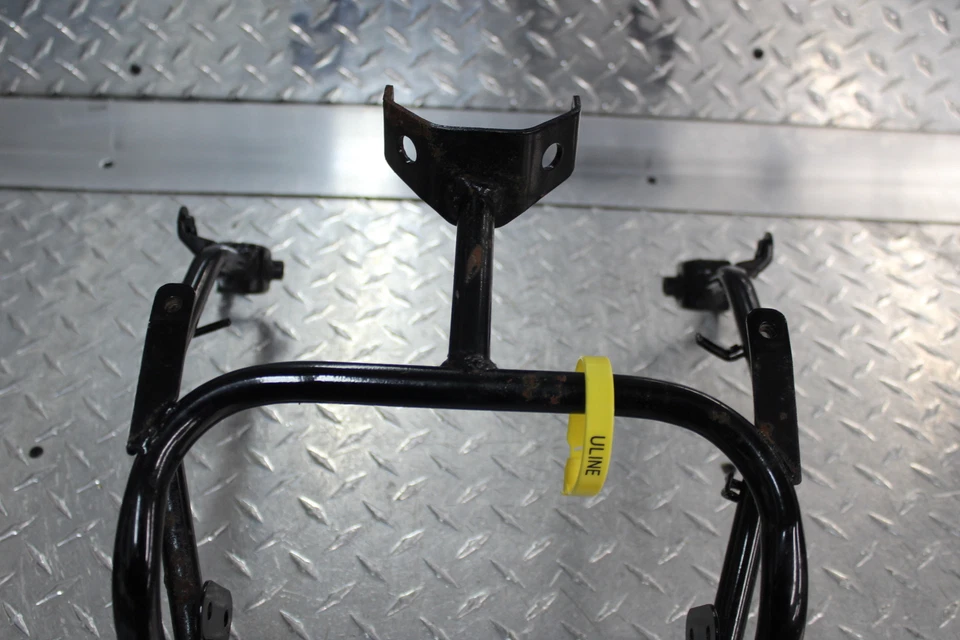 Suzuki GS550ESF 1985 carenado superior espejos medidores soporte de permanencia Foto 2 de 4