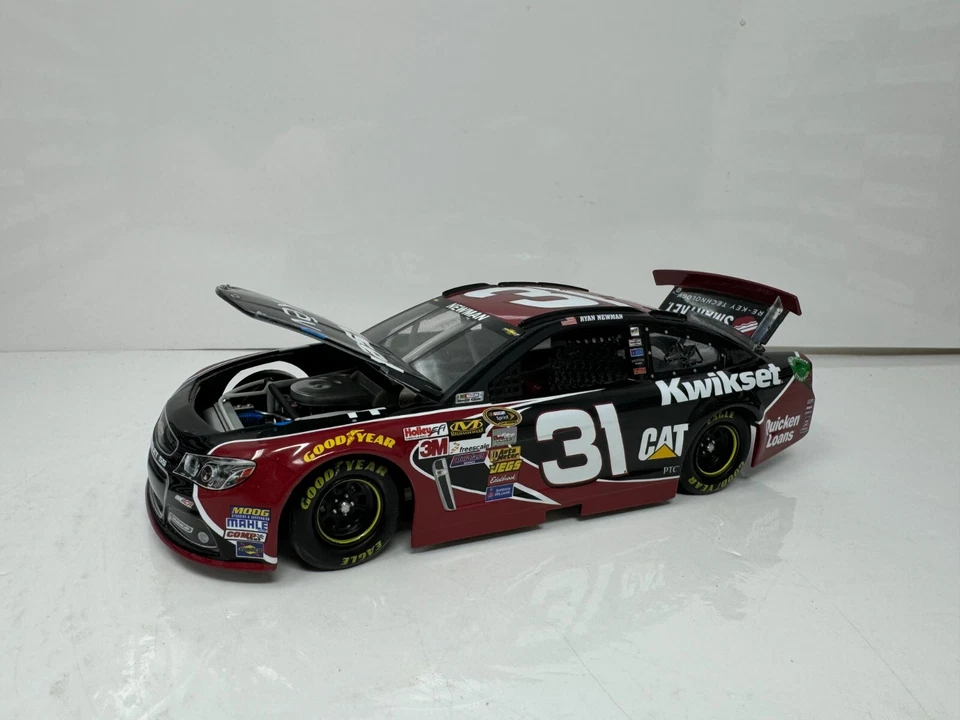 Lionel Nascar #31 Ryan Newman Kwikset 2014 SS 1:24 Diecast 1 de 924 Foto 4 de 4
