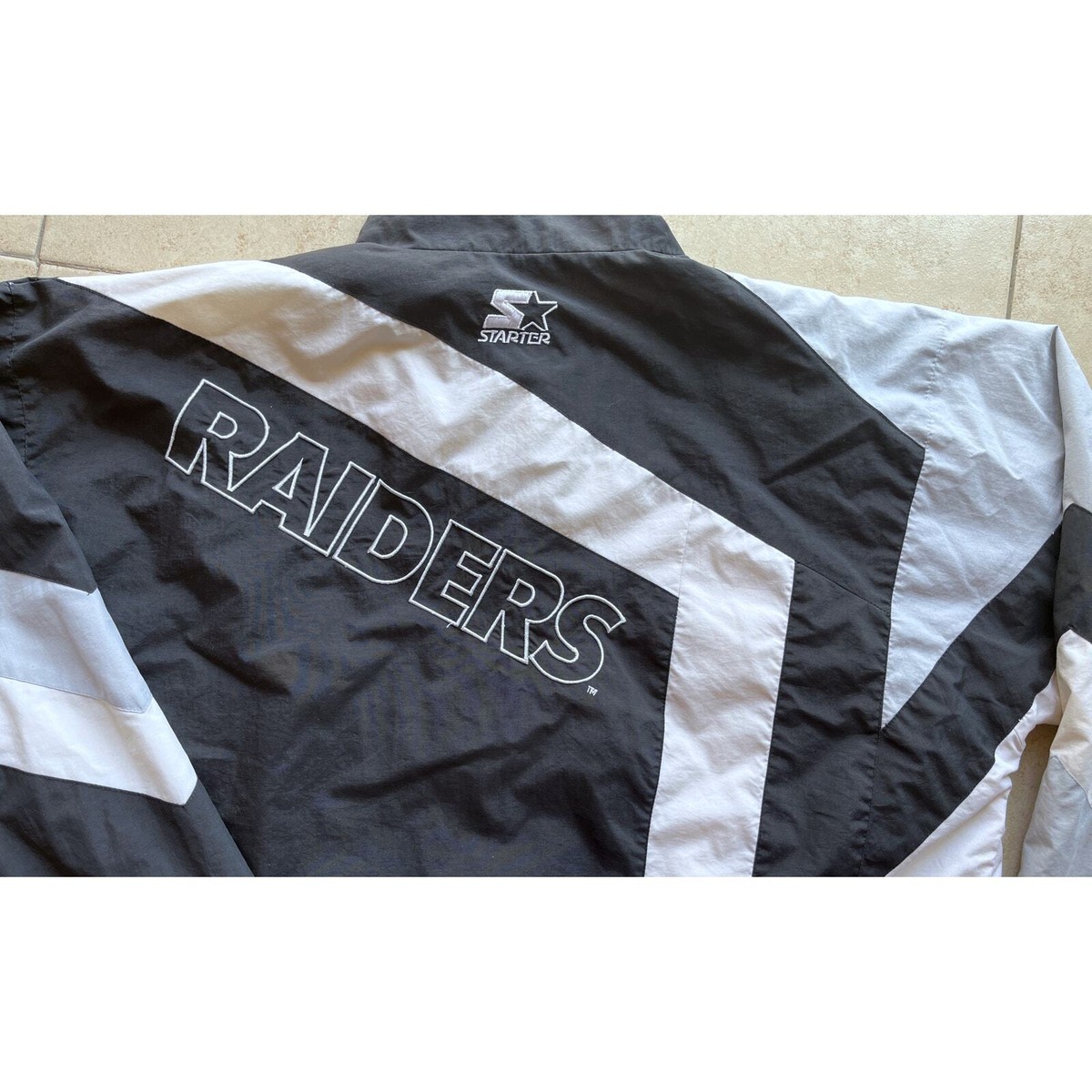 Oakland LA Raiders STAR 90s Starter windbreaker jacket L Oakland LA Raiders STAR 90s Starter windbreaker jacket L