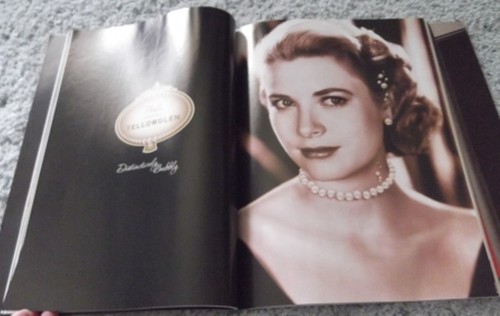 2005 MARIE CLAIRE MAGAZINE,DREW BARRYMORE ON COVER,CATE BLANCHETT,SANDRA BULLOCK - Picture 8 of 12
