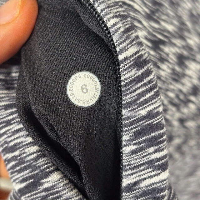 Camisa manga longa LULULEMON It’s RULU Run multicolorida preta branca tamanho 6 - Imagem 3 de 4