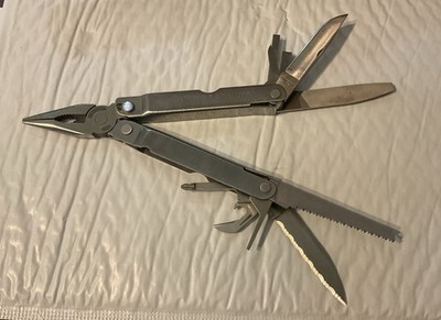 Leatherman Super Tool Original Stainless Multi-Tool