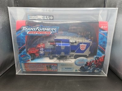2002 Hasbro Transformers Armada Optimus Prime Sparkplug Mini-Con AFA 9.2 Signed 