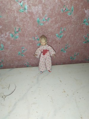  Alte Caco Puppe Massekopf Biegepuppe Puppenhaus-Puppenstube 1:12 selten