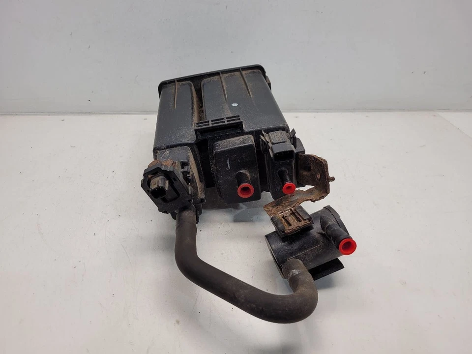 2010 Nissan Murano (3.5L / AWD) Evaporator Canister - Image 2 of 4