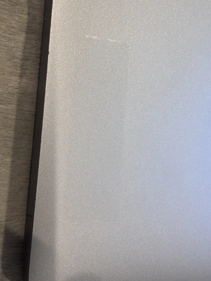 Apple MacBook Air 13" 2019 Retina (512GB SSD, 1.6 GHz Dual Core i5, 16GB RAM) - Image 3 of 4