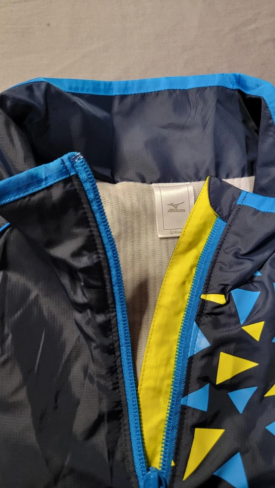 NWT Mizuno Jacket Womens Large Breath Thermo Full Zip Geometric Print Athletic - Image 3 of 4