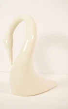 Jaru 1985 Swan White Ceramic Statue