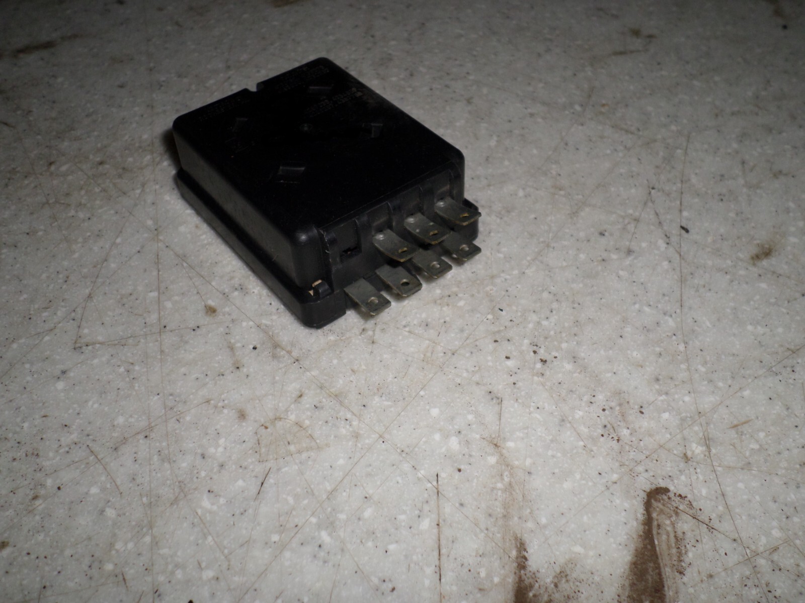 8292 1988 Firebird Camaro Seat Belt Ignition Buzzer Alarm GM 14034321