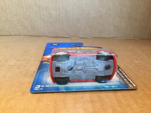 Hot Wheels 2005 Mystery Car Volkswagen New Beetle Cup #187 piloti reali - Foto 5 di 7