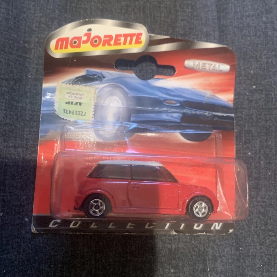 Majorette 1/56 New Mini Cooper  Diecast Car - Sealed In Bubble - Image 3 of 4